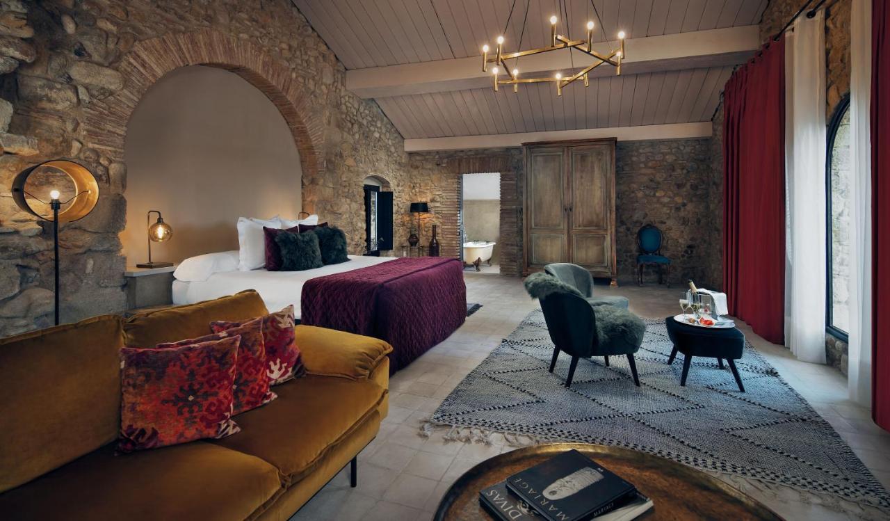 Hotel Castell D'Emporda La Bisbal d'Emporda ภายนอก รูปภาพ